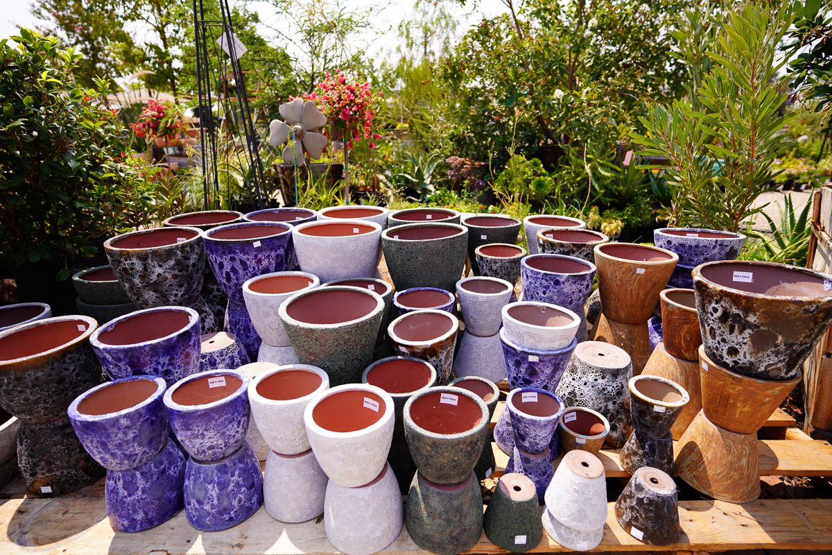 blue white gray pots