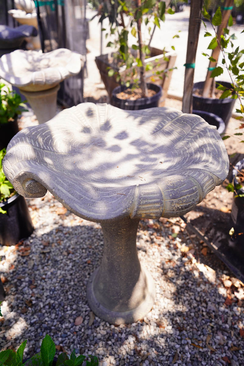 simple birdbath