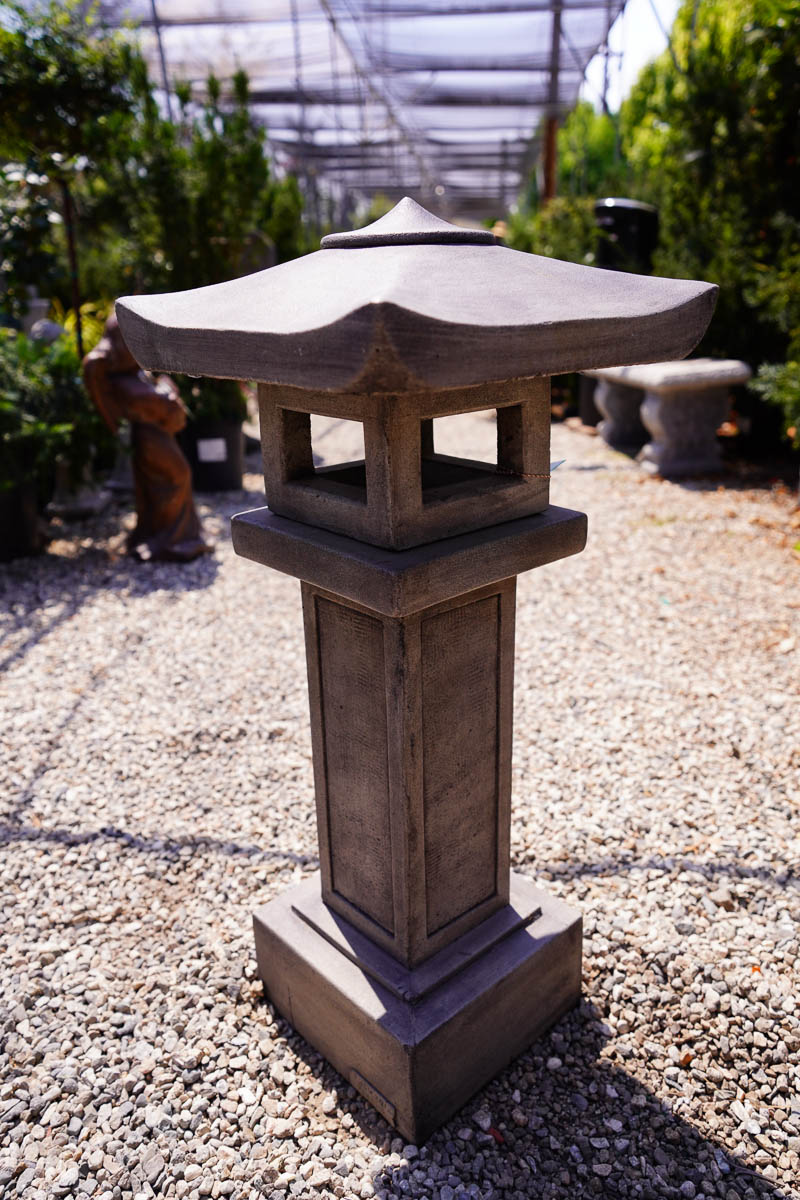 square stone lantern pillar